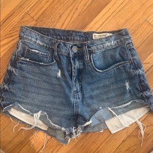 Blank NYC Pin-Up High Rise Shorts